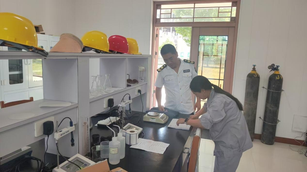 專家駐場幫扶助力潛江涉水產品企業，開啟“智慧衛監”與法律咨詢新篇章